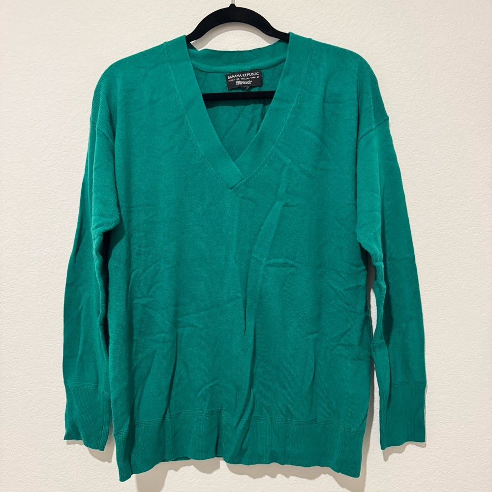 Banana Rebuplic Filpucci Fine Italian Yard Merino Cashmere Green Sweater